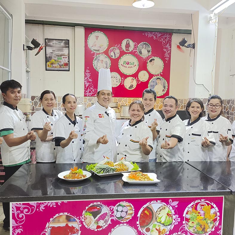 Kỹ Thuật Ẩm Thực (550 Giờ)