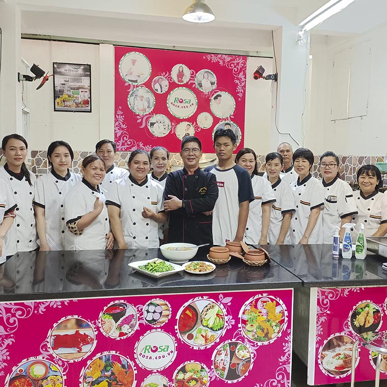 Kỹ Thuật Ẩm Thực (550 Giờ)