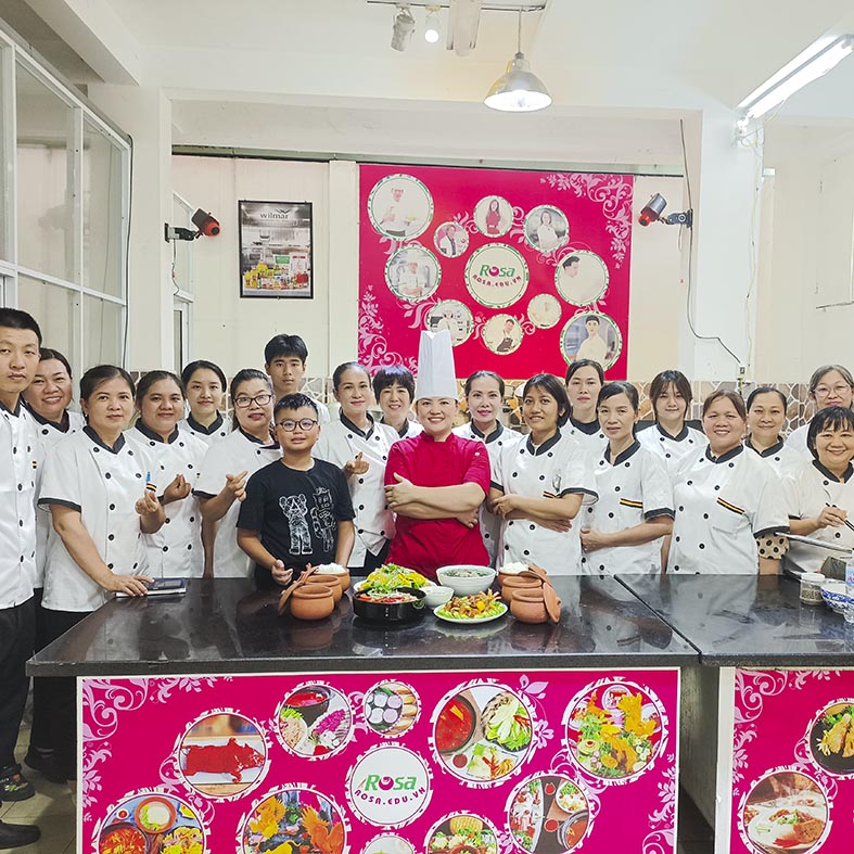 Kỹ Thuật Ẩm Thực (550 Giờ)
