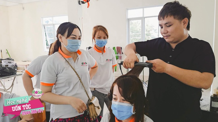 Học Cấp Tốc_Nghề Cắt Uốn Tóc Nam _1 Kèm 1_Bao Ra Nghề_Học Nhanh Ở Biên Hòa, Đồng Nai