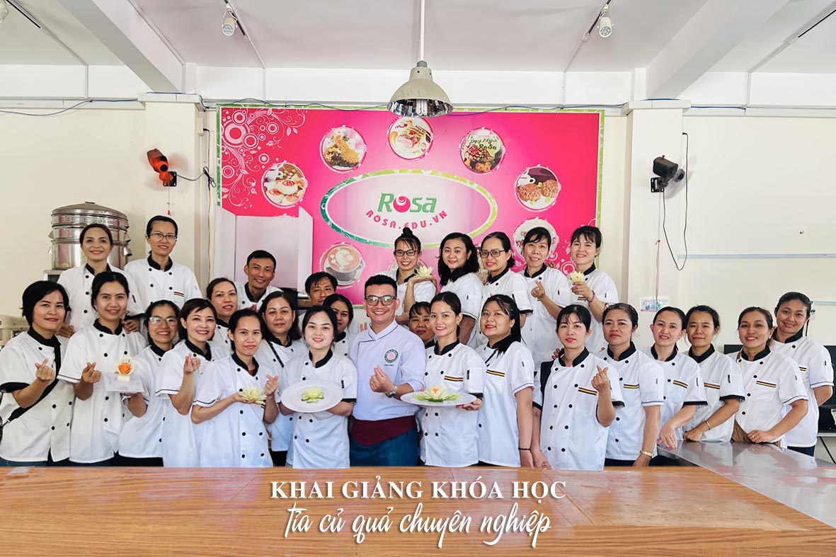 Đầu Bếp Chuyên Nghiệp (300 Giờ)