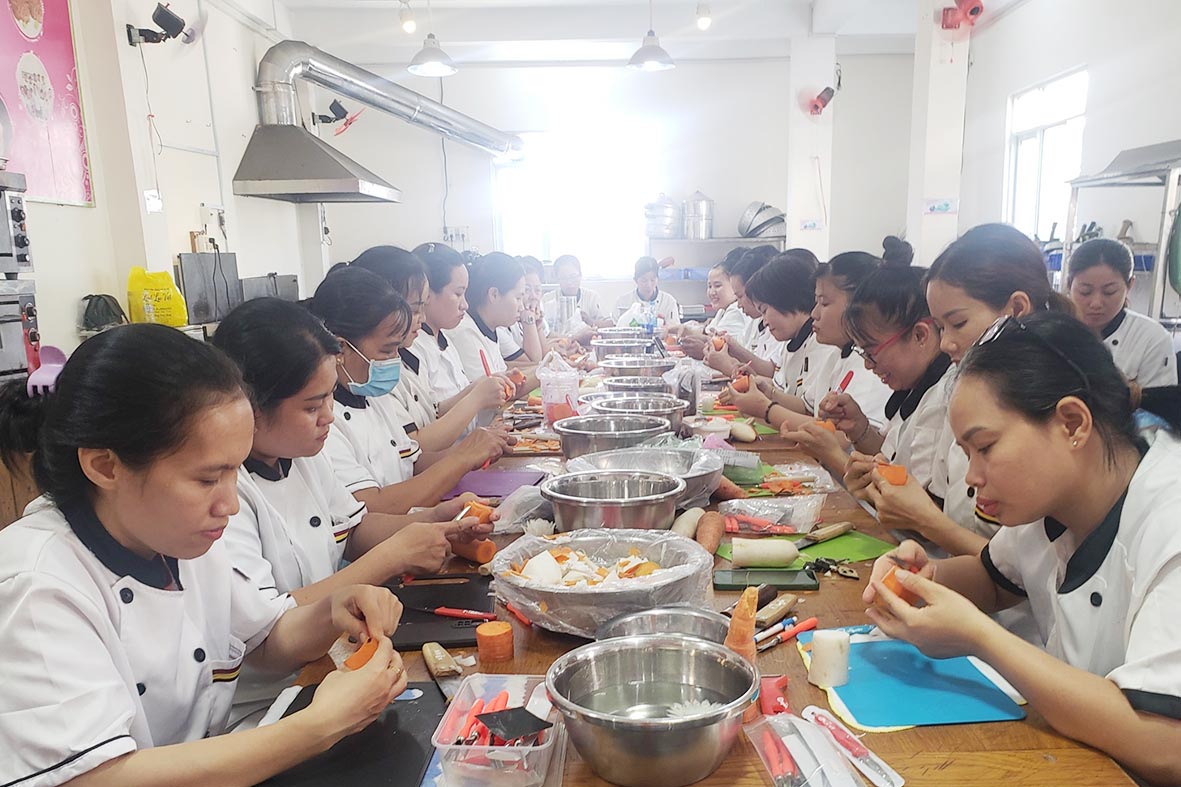 Nghiệp Vụ Tỉa Rau Củ Quả (8 Buổi - 32 Giờ)