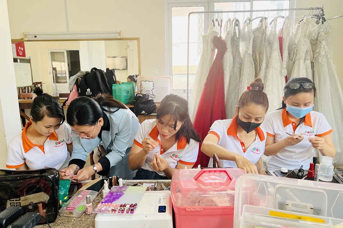 Kỹ Thuật Thẩm Mỹ (296 Giờ)