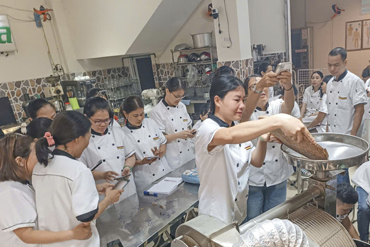 Workshop Học Tổng Quát Về Cà Phê, Phương Pháp Rang Xay Cà Phê, Phương Pháp Thử Nếm & Cảm Quan Cơ Bản Về Cà Phê  PVN370