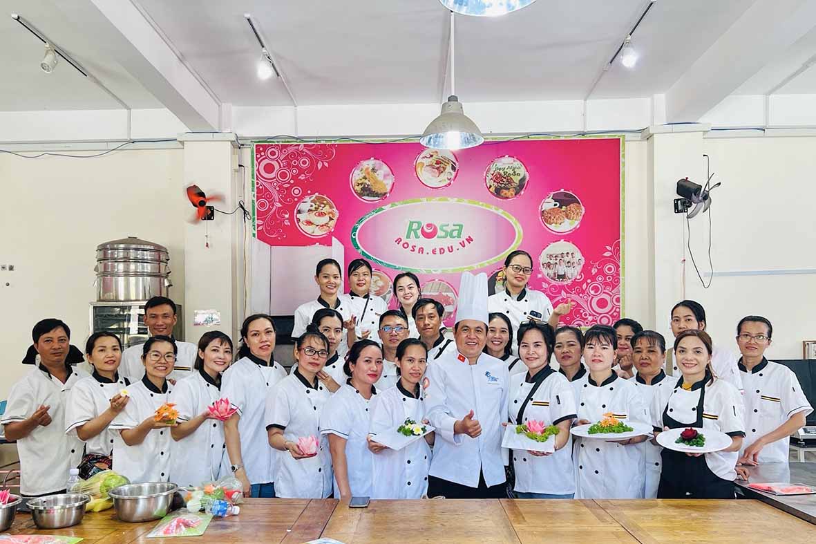 Nghiệp Vụ Tỉa Rau Củ Quả (8 Buổi - 32 Giờ)