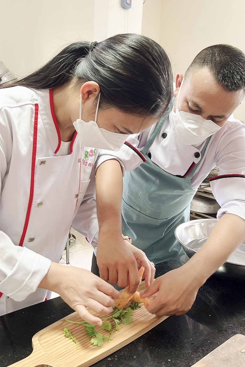 Công Thức Học Tôm Các Món Lẩu Tôm Đặc Sản Nam Bộ Asiana Food Town PVN346