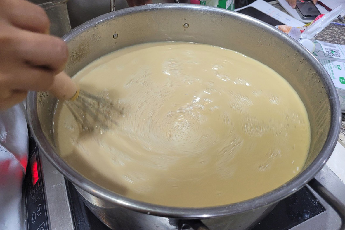 Chuyên đề học TRÀ SỮA THÁI LAN (Làm thạch rau, pudding, trân châu, khoai dẻo) - Mở quán Trà, khoá học trà sữa cao cấp