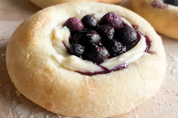 Workshop Học Làm Bánh Blueberry Custard PVN1311