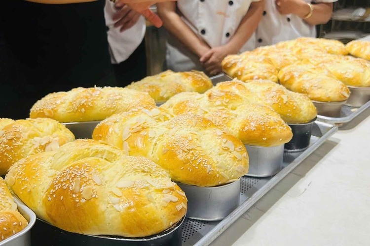 Workshop Học Làm Bánh Mì Hoa Cúc PVN769