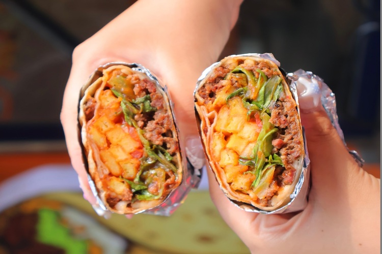 Workshop Học Làm Bánh Tacos Xúc Xích Phô Mai , Bánh Tacos Bò Mỹ, Hải Sản PVN1488