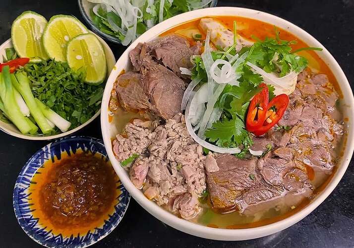 Workshop Học Làm Bún Bò Huế + Bánh Canh Hẹ PVN1455