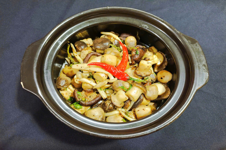 Workshop Học Làm Cơm Chiên Hạt Sen + Bún Huế + Bò Bía + Nấm Kho Tiêu (Chay)  PVN1822