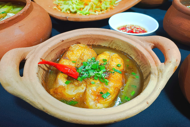 Workshop Học Làm Cơm Niêu + Cá Kho Tộ + Su Su Cà Rốt Xào + Canh Chua Cá Bông Lau PVN388