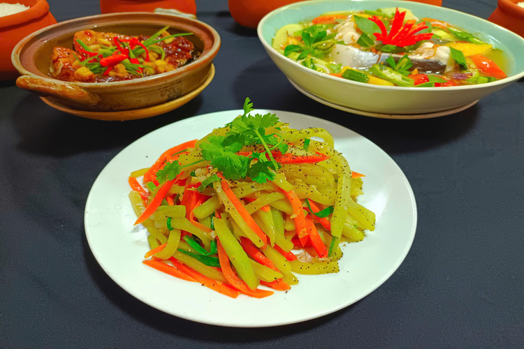 Workshop Học Làm Cơm Niêu + Cá Kho Tộ + Su Su Cà Rốt Xào + Canh Chua Cá Bông Lau PVN388