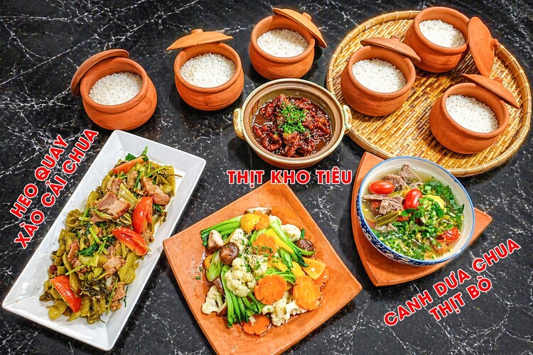 Workshop Học Làm Cơm Niêu + Thịt Kho Tiêu + Heo Quay Xào Cải Chua + Rau Củ Xào Ngũ Sắc + Canh Dưa Chua Thịt Bò PVN386