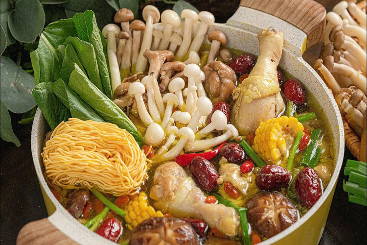 Workshop Học Làm Gà Bó Xôi + Lẩu Gà Nấu Nấm PVN1737