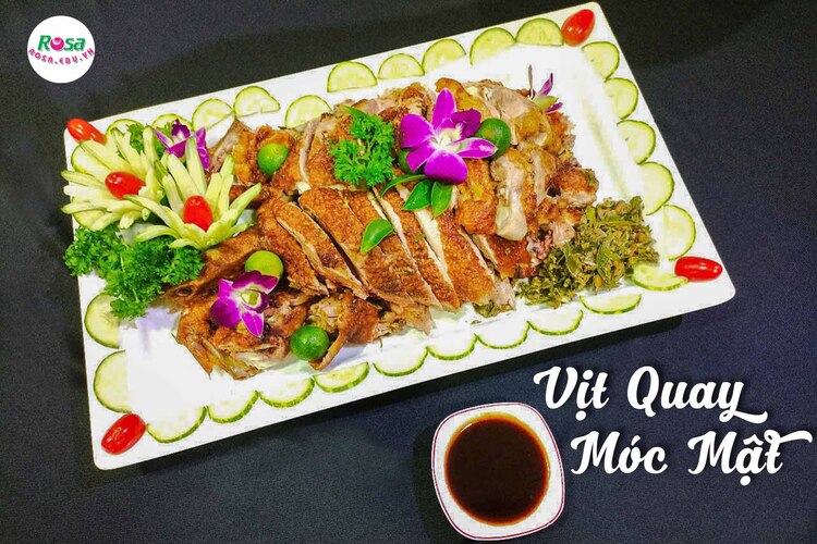 Workshop Học Làm Lợn Nướng Riềng Mẻ + Vịt Quay Lá Mắc Mật PVN441