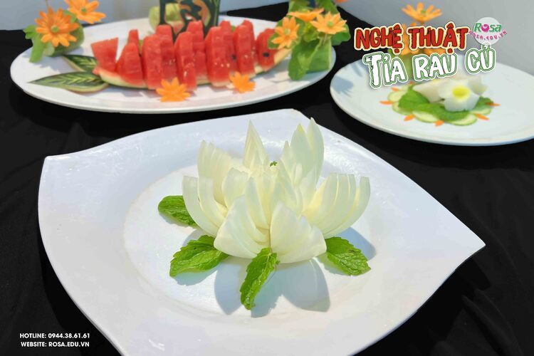 Workshop Học Làm Tỉa Hoa Trang Trí Các Món Gỏi , Chiên Bằng Hoa Hồng Khối, Hoa Sen, Hoa Cúc, Hoa Sứ, Tỉa Hoa Loa Kèn PVN1017