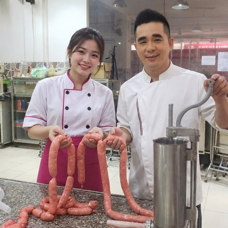(WORKSHOP VIP) Học làm LẠP XƯỞNG TƯƠI SẠCH CHUẨN VỊ KINH DOANH (Lớp 10 học viên, học ngắn , kinh doanh ngay)