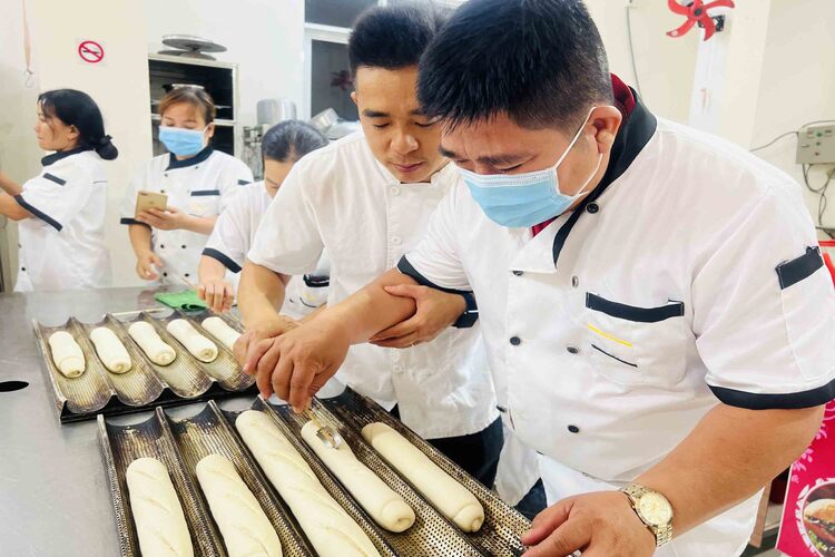 Workshop Học Làm Bánh Mì Việt Nam, Bánh Mì Tròn (bánh mì chuột) PVN1266