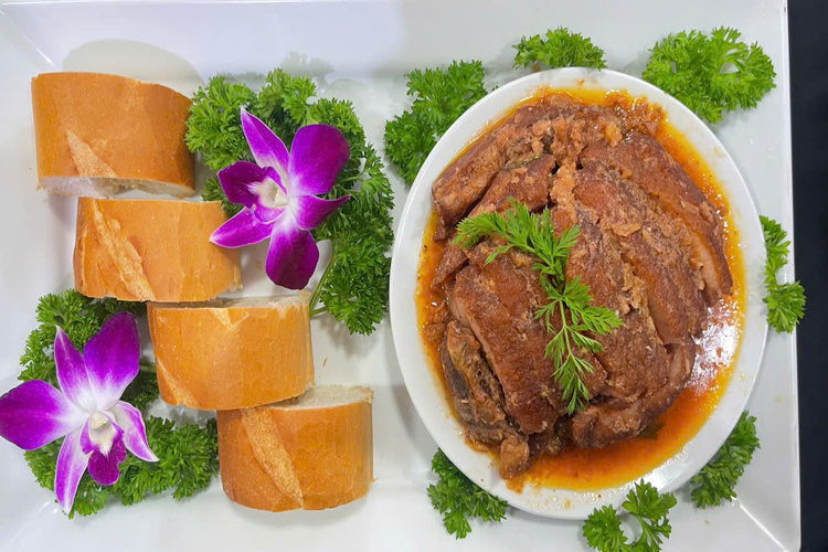 Workshop Học Làm Cơm Chiên Ngọc Bích, Thịt Hấp Quảng Đông ( Khâu Nhục ) & Bánh Mì  PVN1157