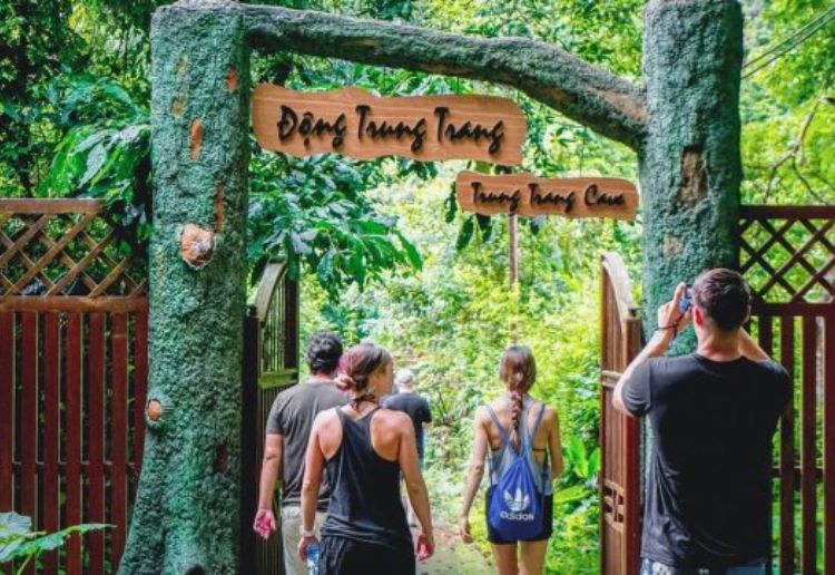 The Mysteries of Trung Trang Cave: Discovering Hidden Wonders