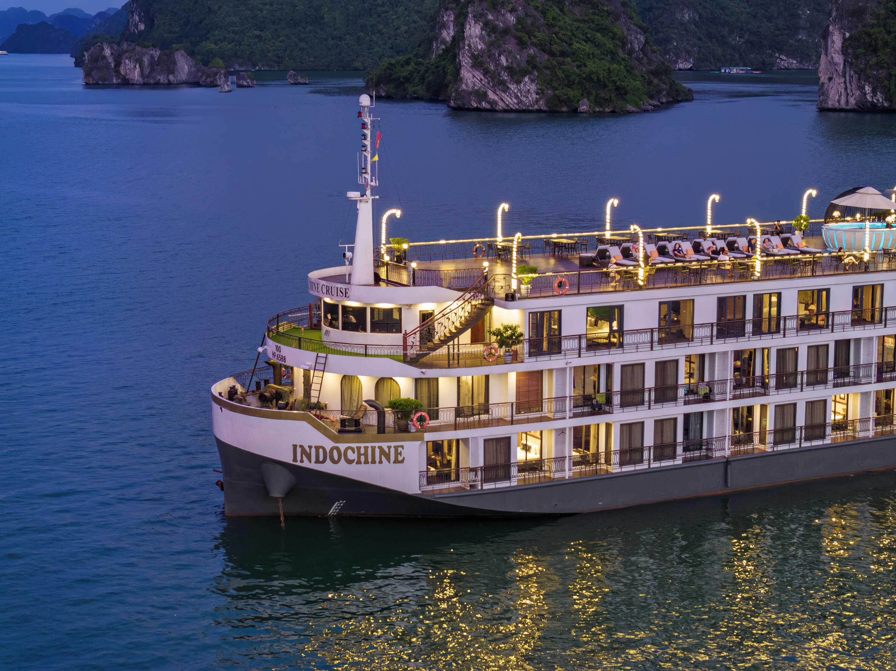Indochine Cruise 45 Cabins | Lan Ha Bay 2 Days 1 Night