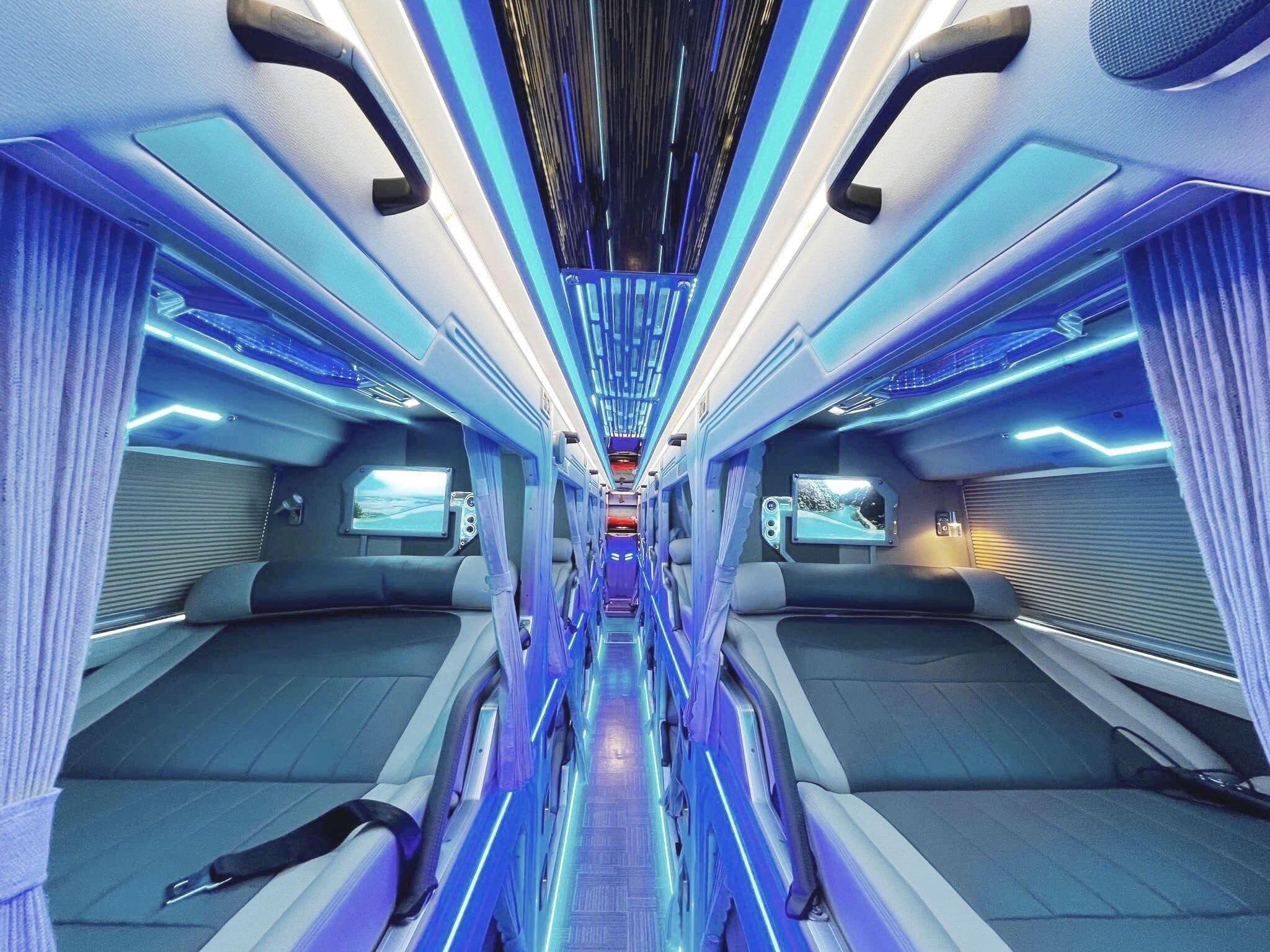 Bus Ha Long to Hue | VIP Cabin