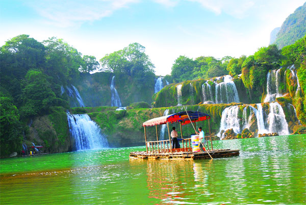 BAN GIOC WATERFALL - PAC BO - BA BE LAKE