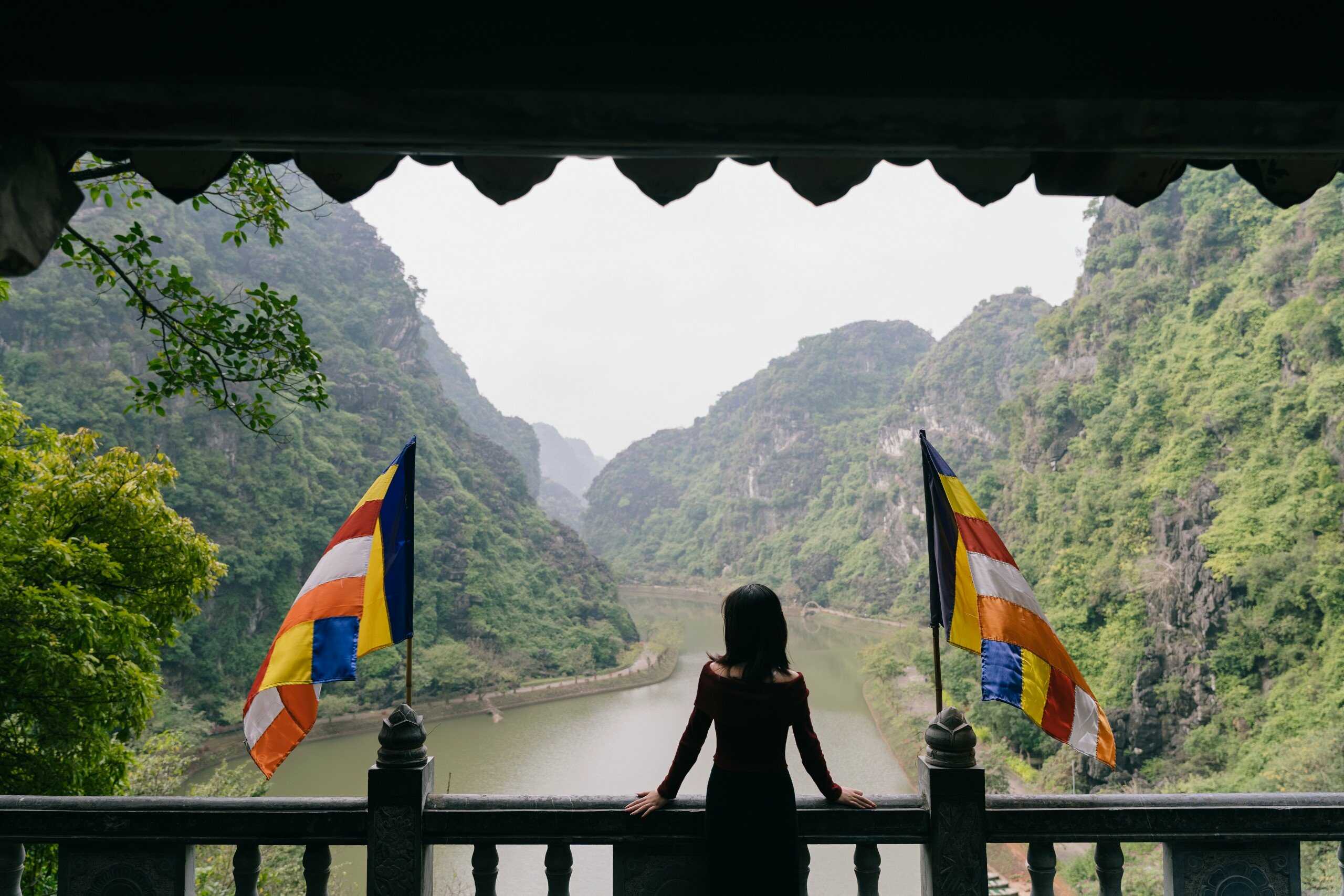 Tuyet Tinh Coc – Trang An – Mua Cave | Ninh Binh 1 day tour