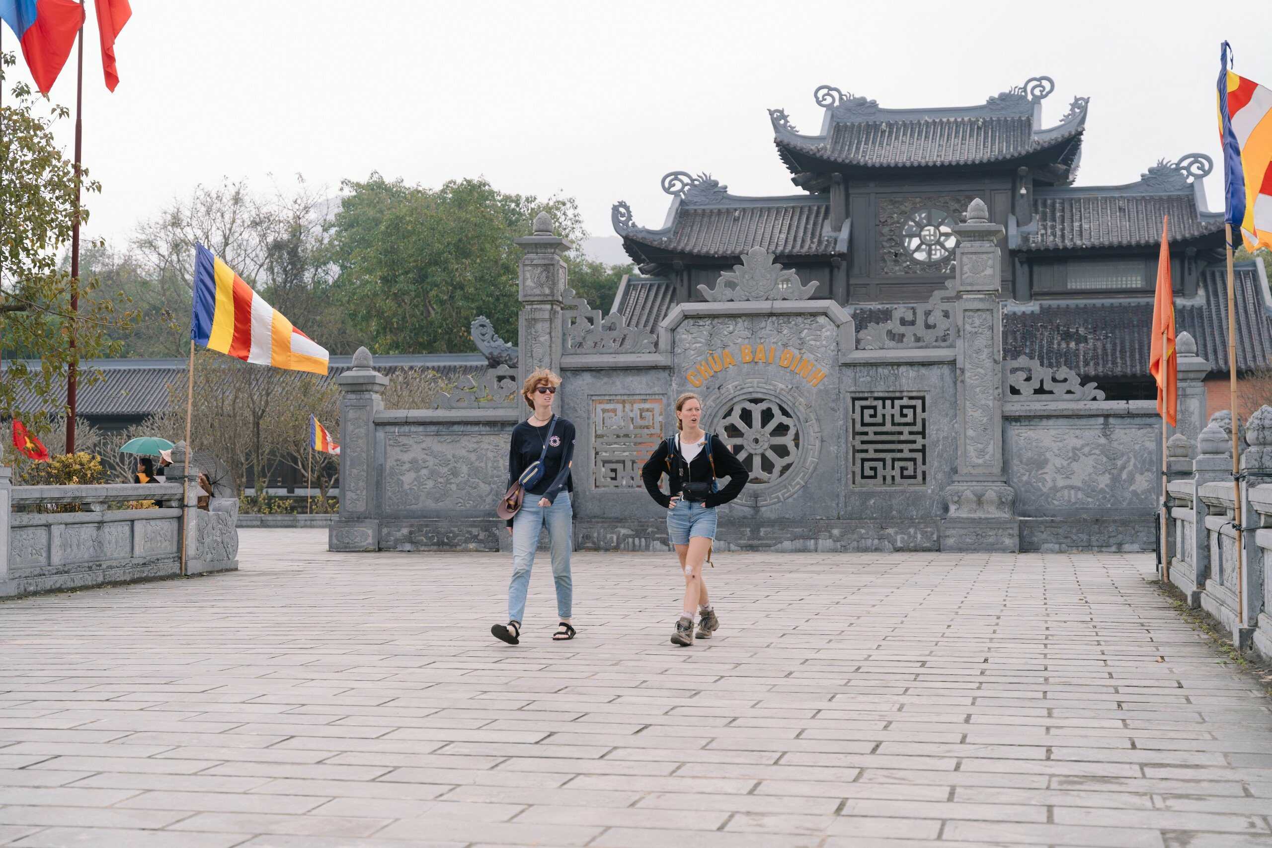 Bai Dinh Pagoda - Trang An | Tour Ninh Binh 1 day