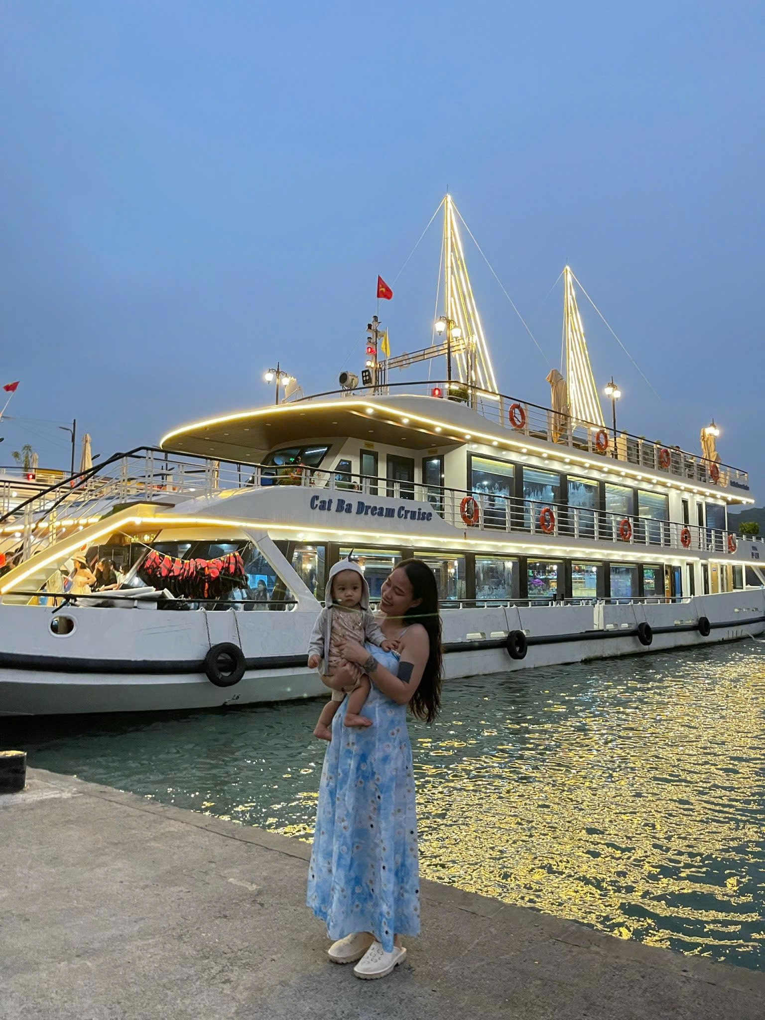 Lan Ha Bay full day tour - Cat Ba Dream Cruise 5-star