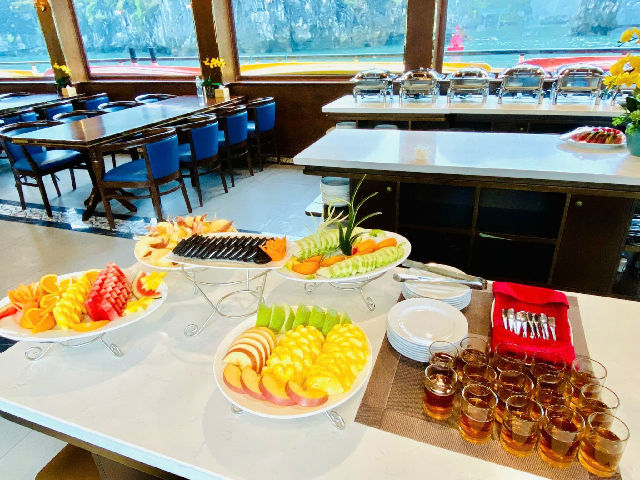 Lan Ha Bay full day tour - Cat Ba Dream Cruise 5-star