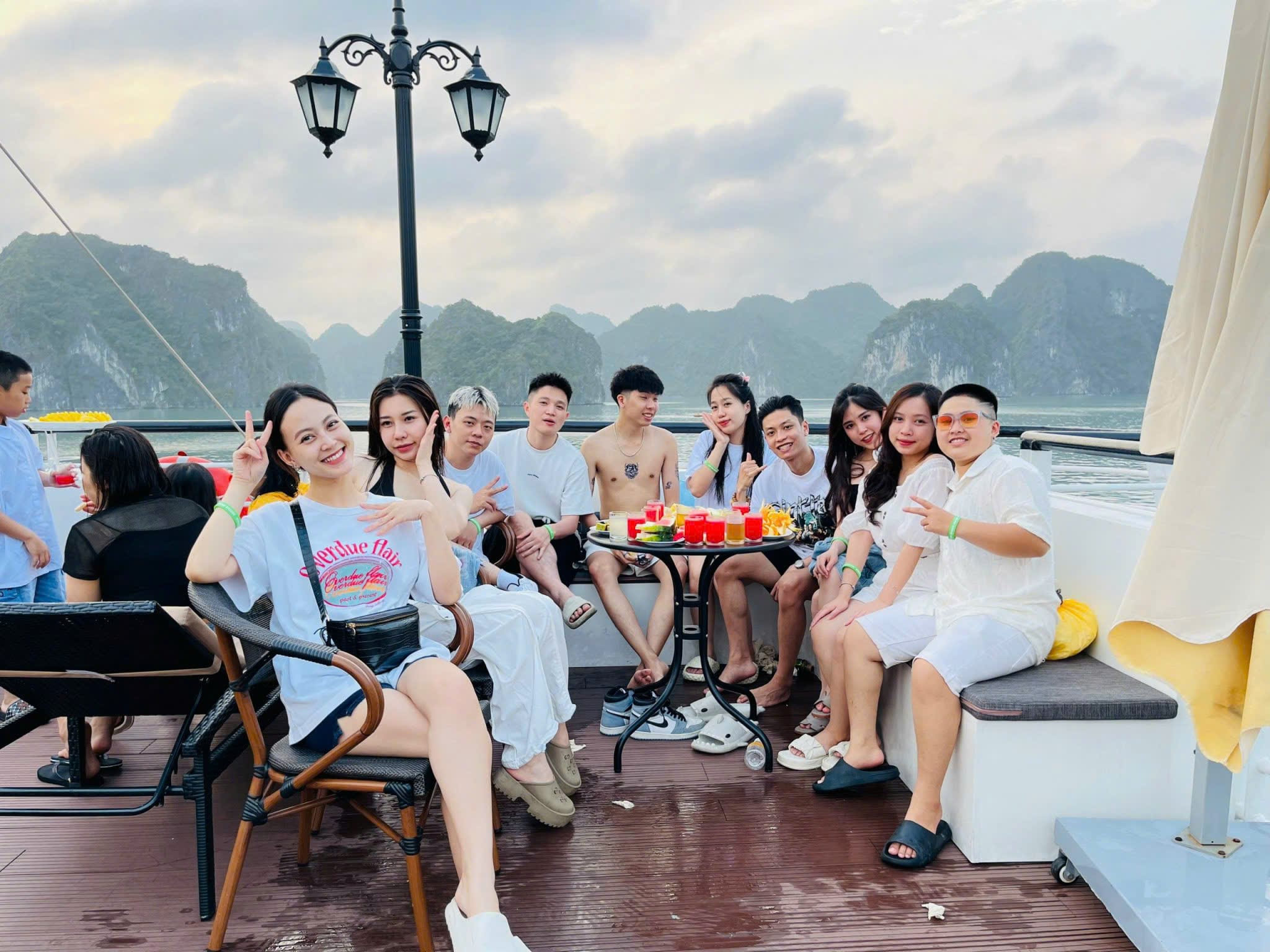 Lan Ha Bay full day tour - Cat Ba Dream Cruise 5-star