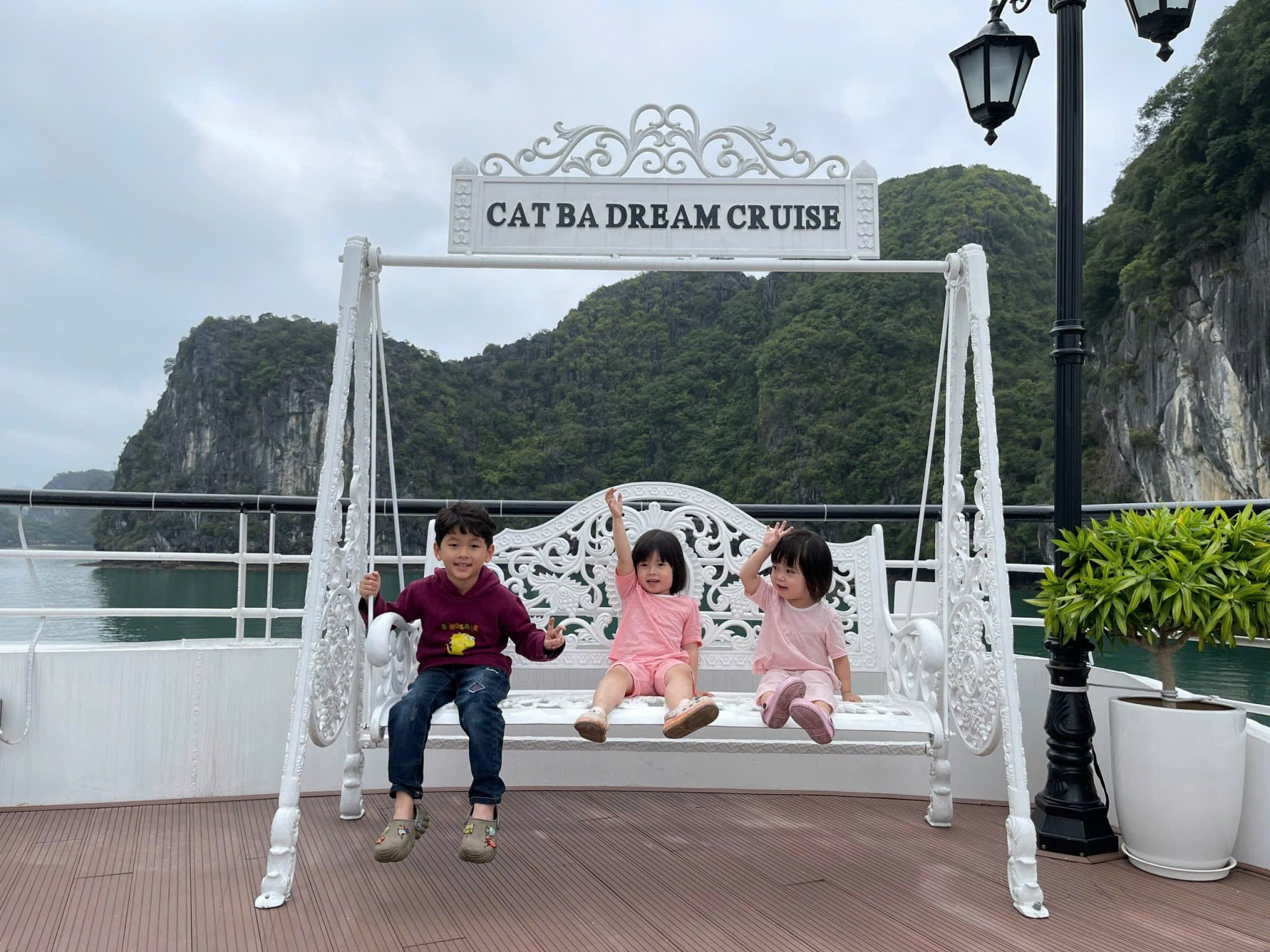 Lan Ha Bay full day tour - Cat Ba Dream Cruise 5-star