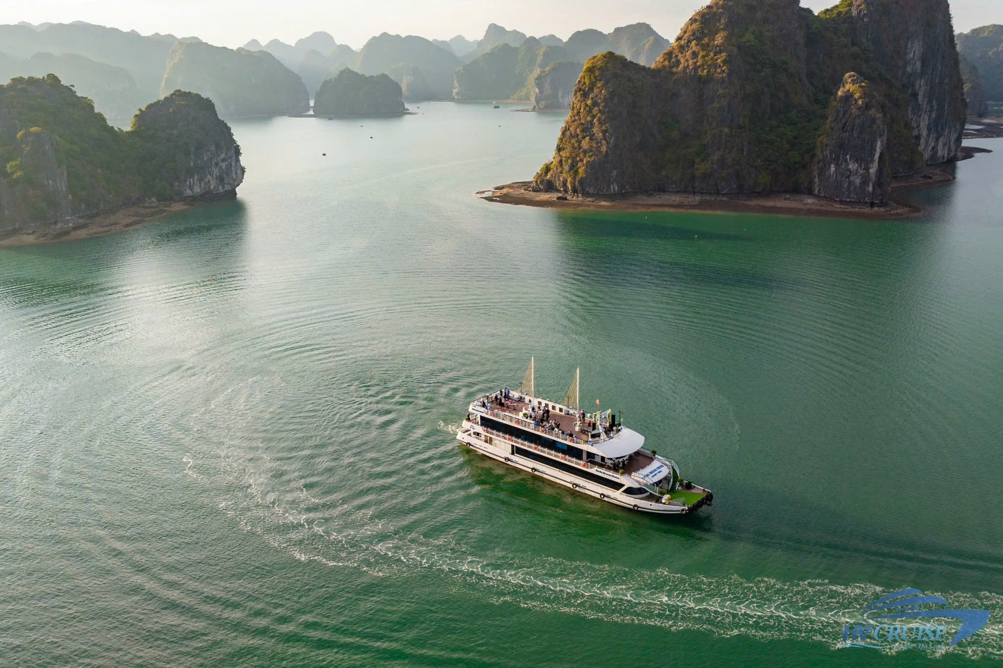 Lan Ha Bay full day tour - Cat Ba Dream Cruise 5-star