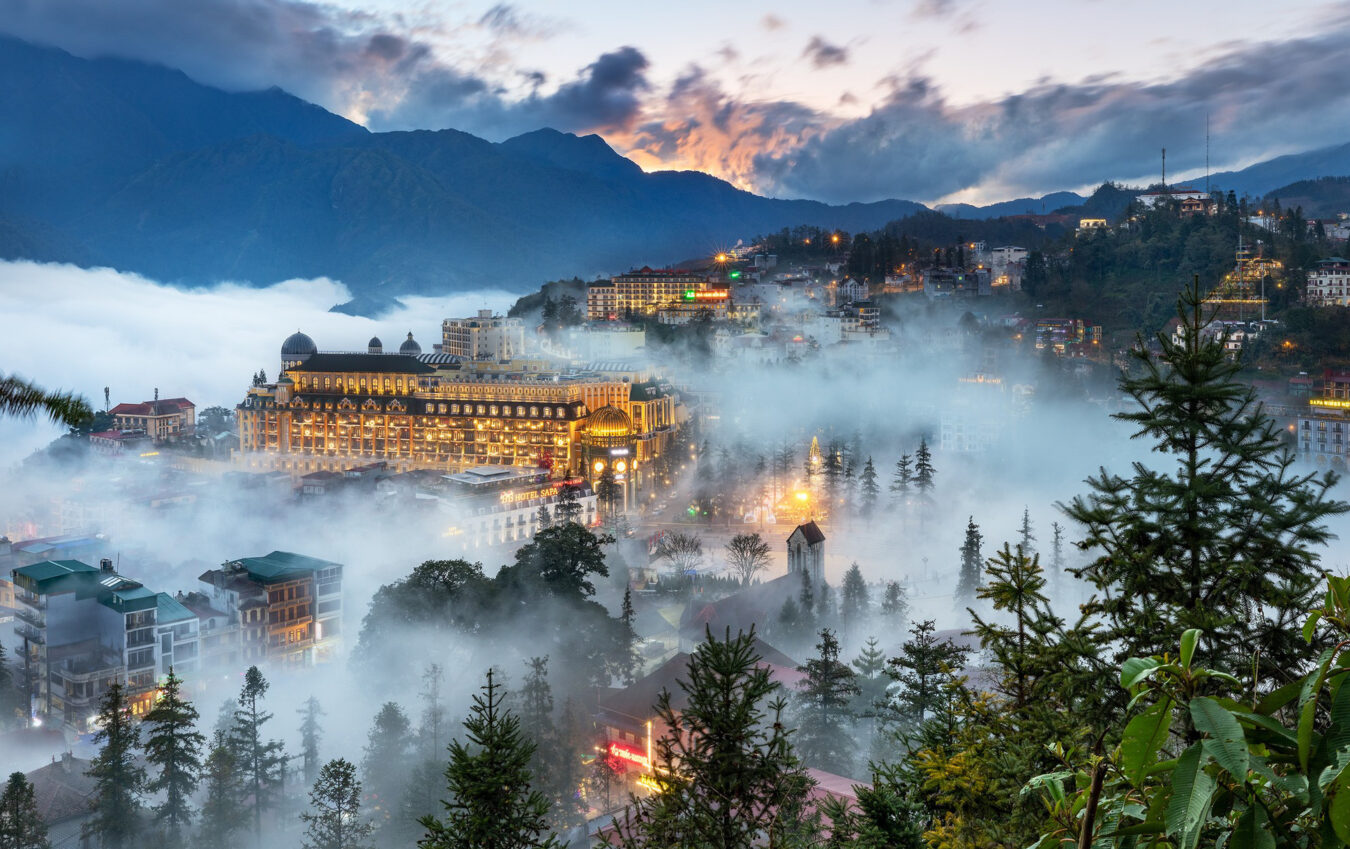 Sapa 2 Days 1 Night Tour: Hanoi - Sapa - Cat Cat Village - Fansipan