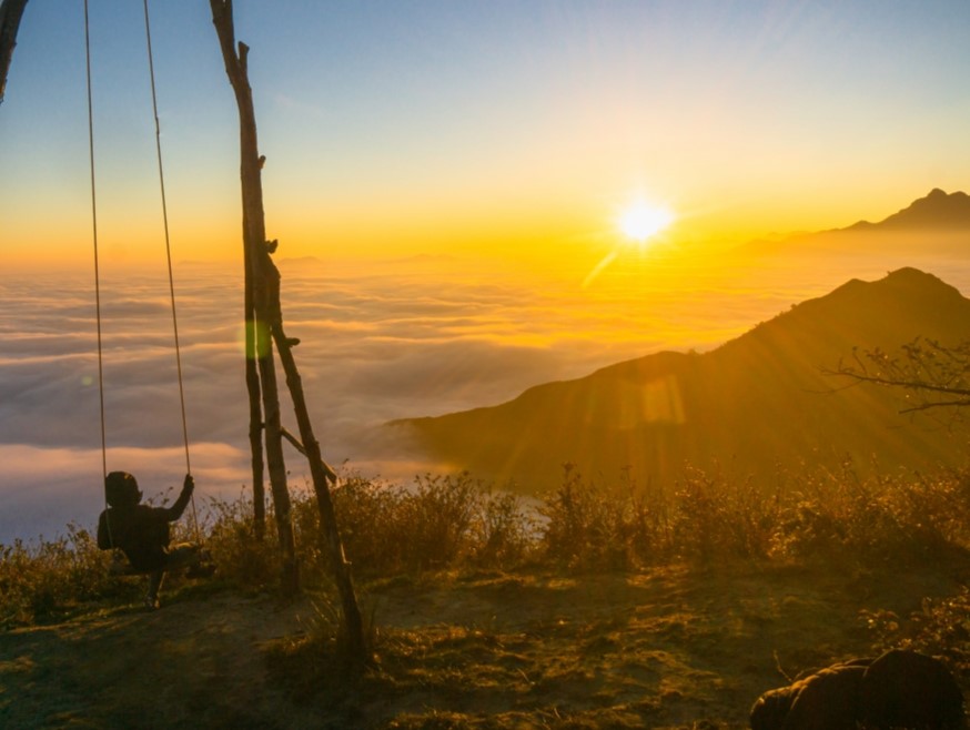 SAPA 4 DAYS 3 NIGHTS TOUR: SAPA - MOANA - FANSIPAN - CAT CAT VILLAGE DISCOVERING THE LAND OF Y TY - LUNG PO