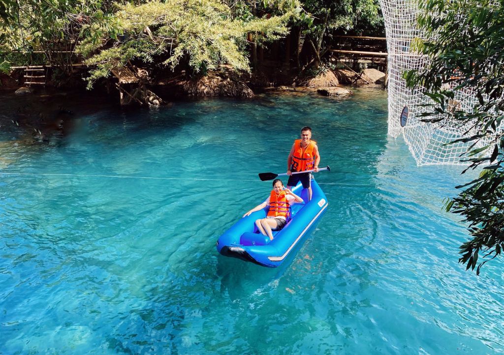 Quang Binh Tour 3 Days 2 Nights: Phong Nha Cave - Dark Cave - Paradise Cave - Mooc Spring