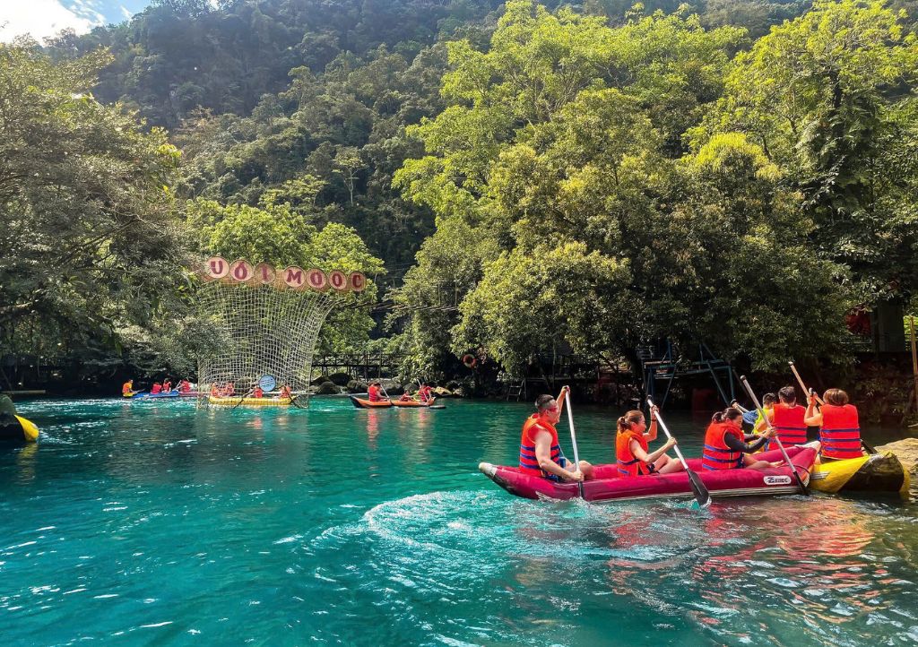 Quang Binh Tour 2 Days 1 Night: Discover Phong Nha – Ke Bang National Park