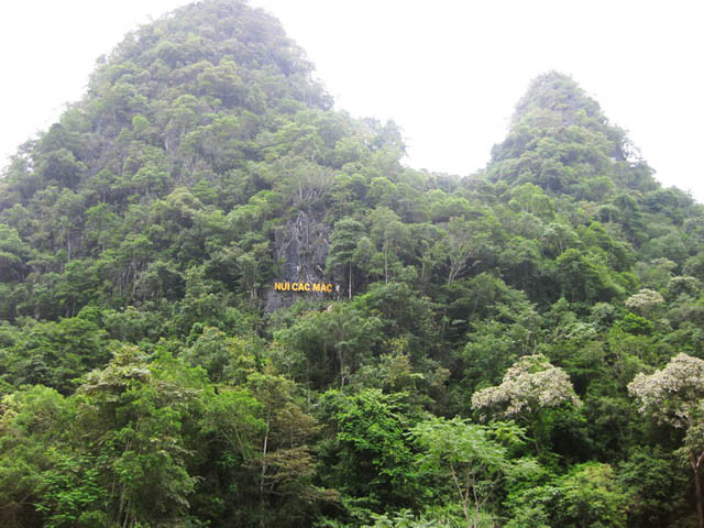 BAN GIOC WATERFALL - PAC BO - BA BE LAKE