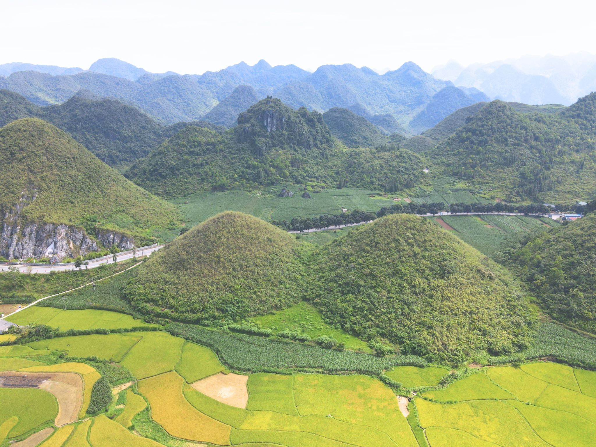 Ha Giang Loop Tour 4D3N Overnight at Yen Minh - Pa Vi & Du Gia | Departure from Hanoi