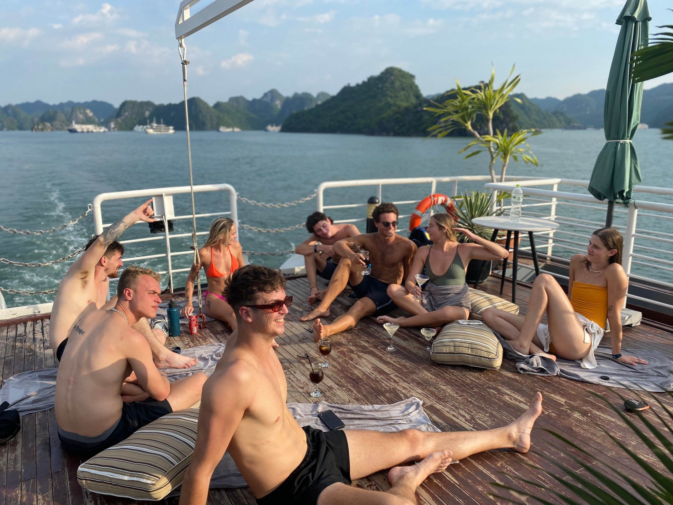 Sunrise Symphony in Lan Ha Bay VIP 4 | 4-star Daiichi Cruise II