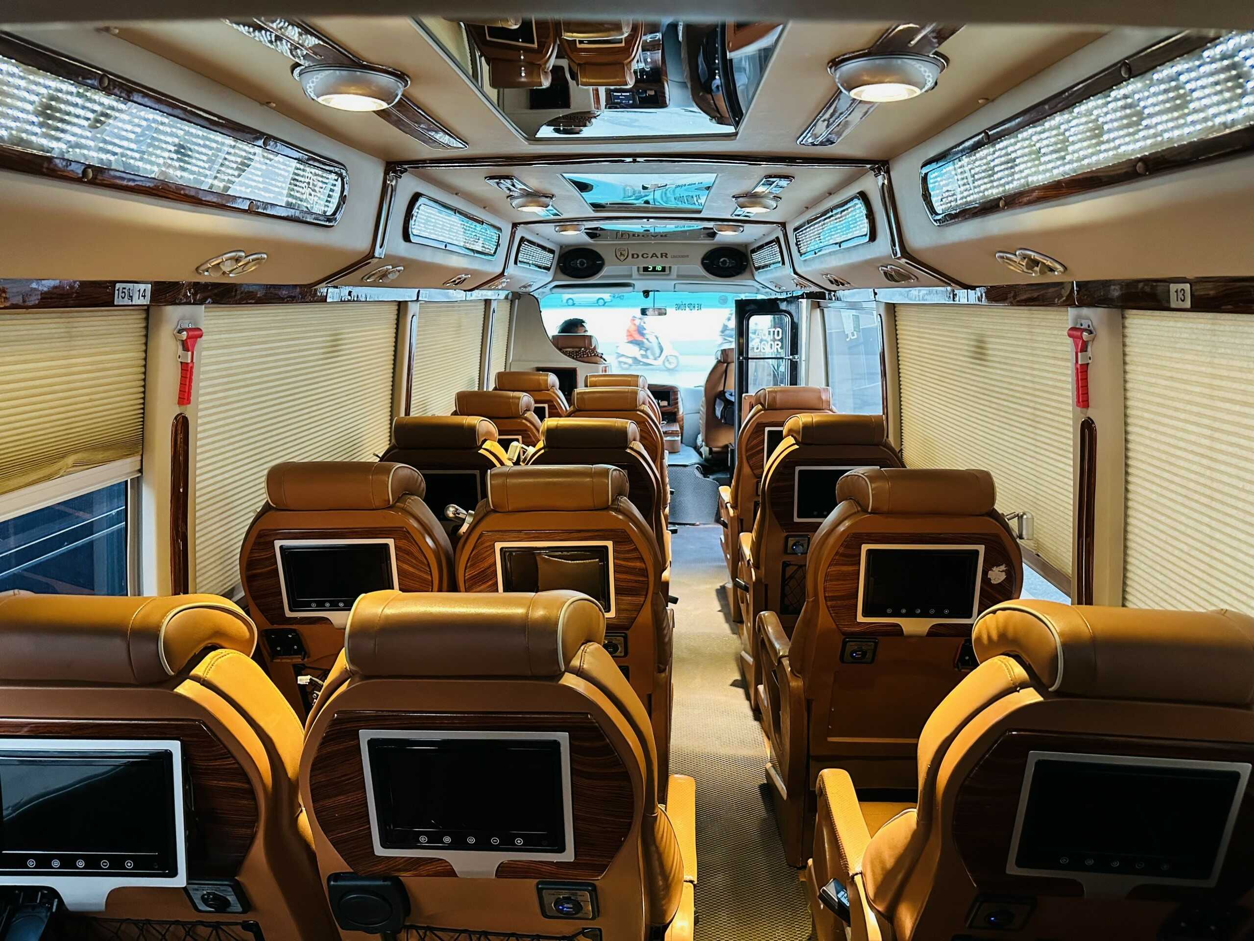 Bus Ha Long to Sapa | VIP Cabin + Limousine