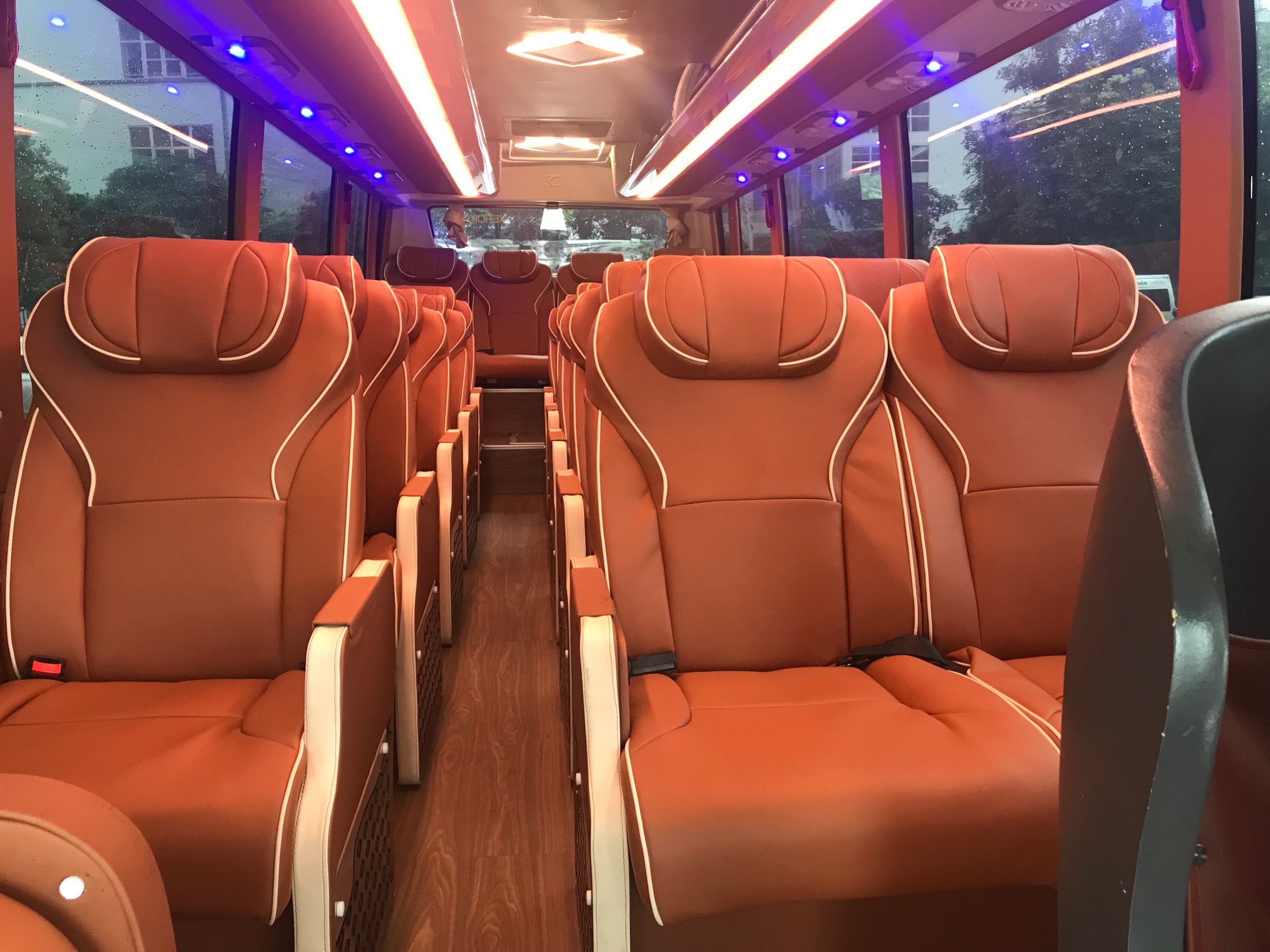Bus Ha Long to Sapa | VIP Cabin + Limousine