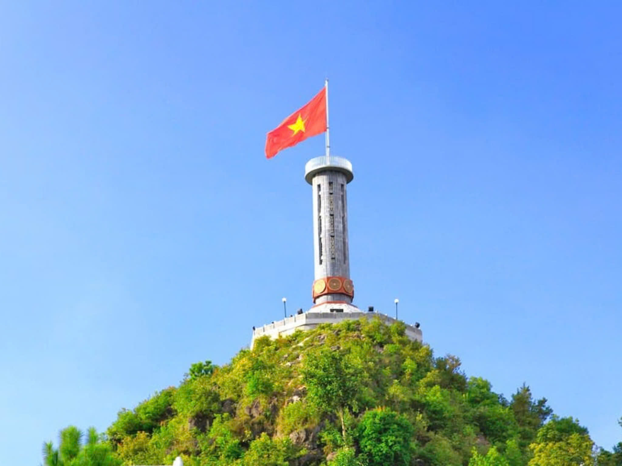 Ha Giang Group Tour from Hanoi - 3D2N (Overnight at Yen Minh & Pa Vi)