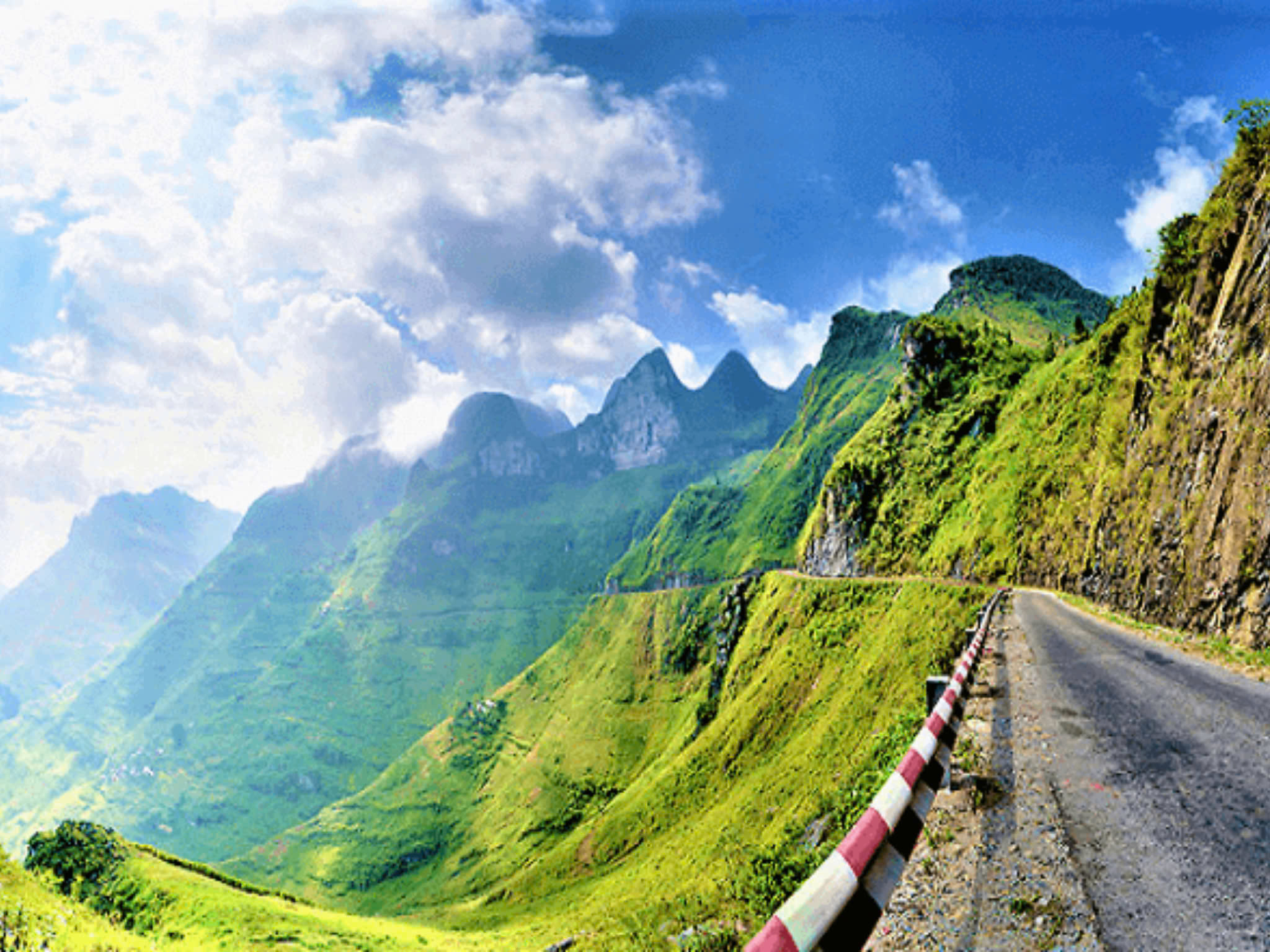Ha Giang Daily Tour from Hanoi - 3D2N (Overnight at Dong Van & Du Gia)