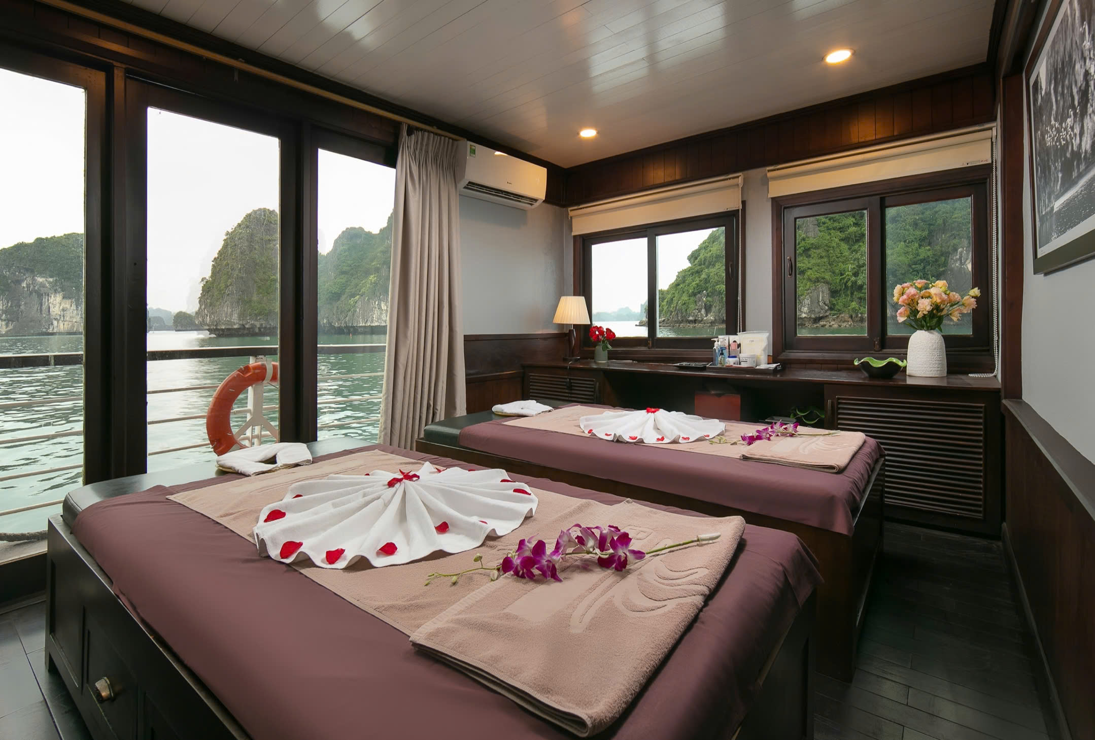 MILA LUX | Explore Ha Long Bay 2 Days 1 Night with 4-star Overnight Cruise