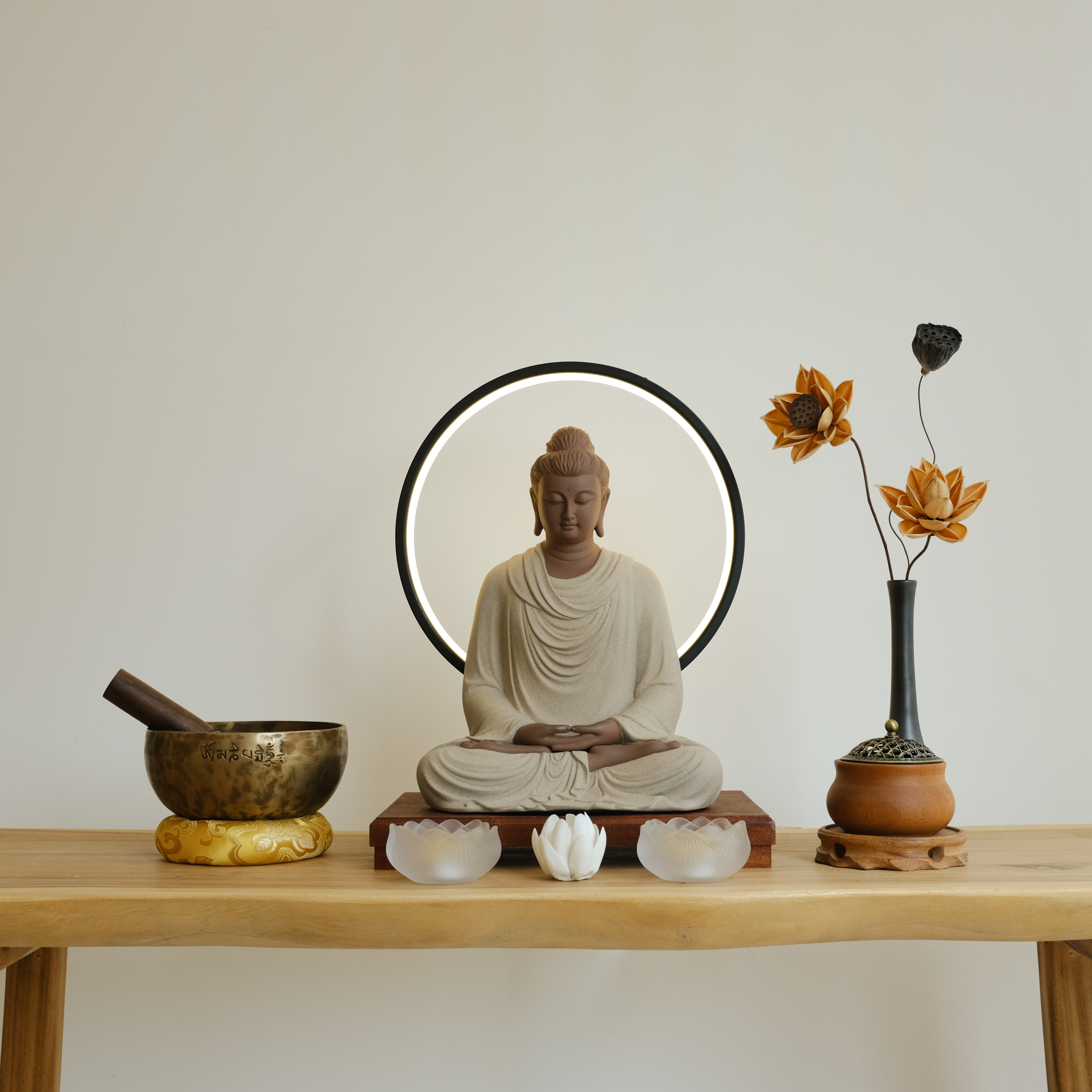 Set tượng Thích Ca nâu