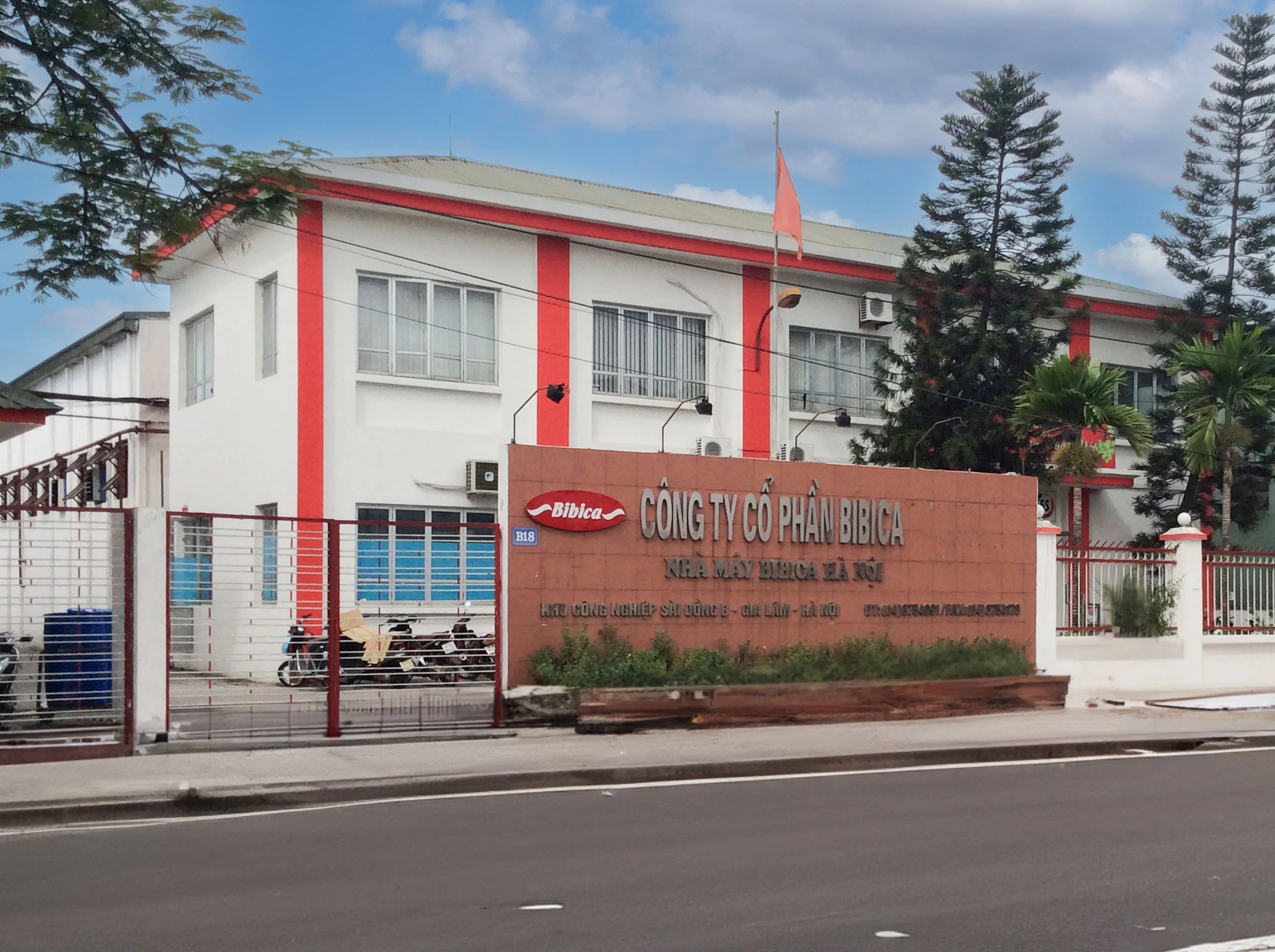 Introducing Bibica Hanoi factory